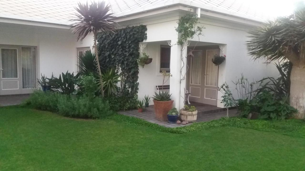 Haus Schaaf B&B Walvis Bay Exterior photo